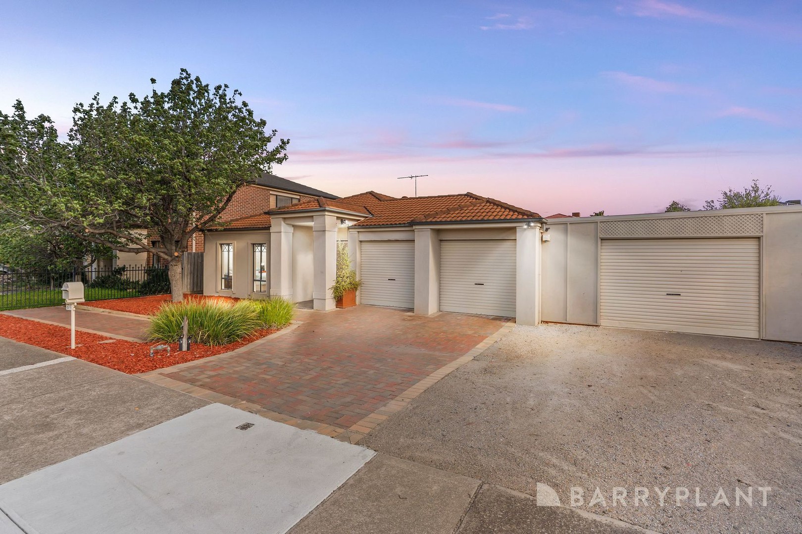 255 Sayers Road, Truganina, VIC 3029 - Thumbnail 2 - 13/10/2025