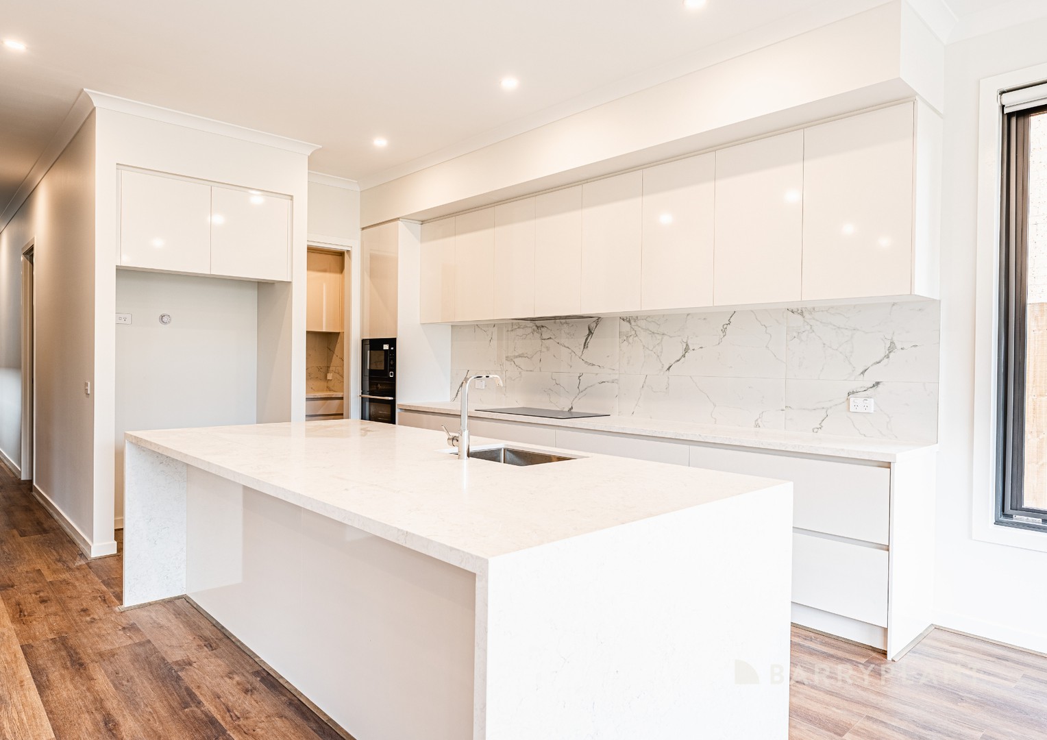 25a Dalveen Road, Ivanhoe, VIC 3079 - Thumbnail 1 - 01/04/2025