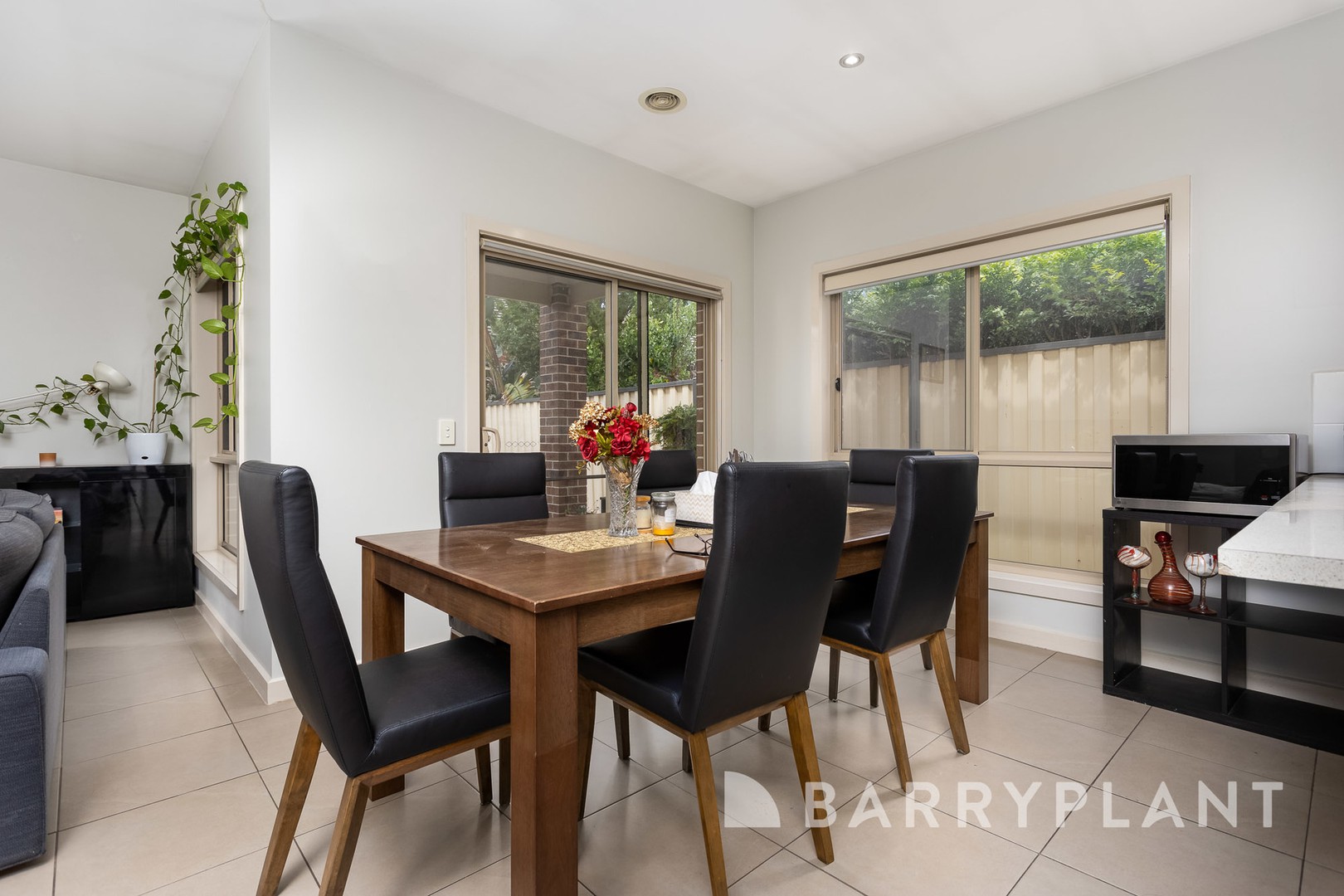 25B Santander Crescent, Point Cook, VIC 3030, Point Cook - Thumbnail 4