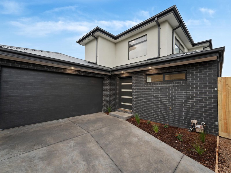 25B-25A Wedge Crescent, Rowville, VIC 3178 - Image - 12/06/2026