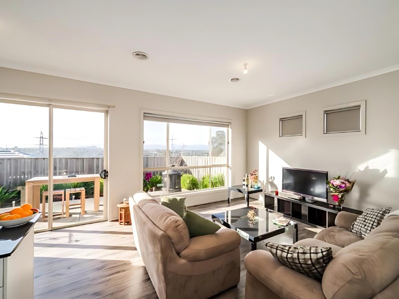 26/12 Irvine Street, Mitcham, VIC 3132 - Thumbnail 2 - 07/10/2024