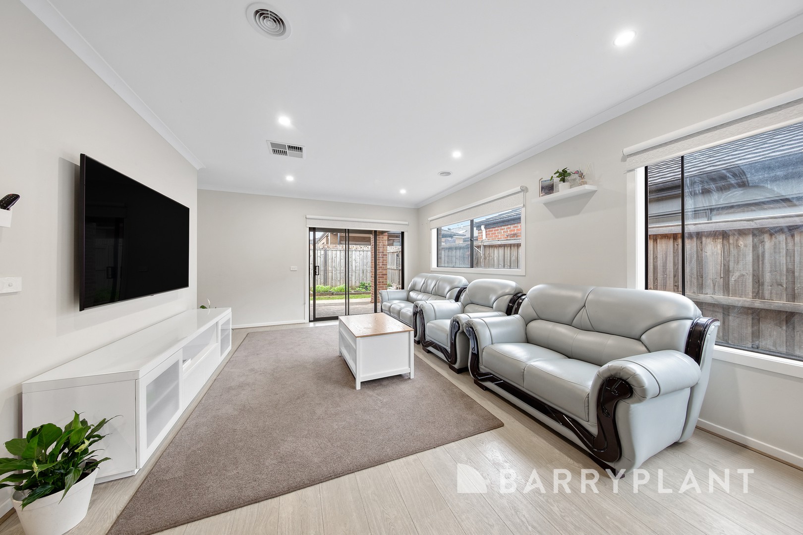 26 Alinta Drive, Deanside, VIC 3336, Deanside - Thumbnail 7