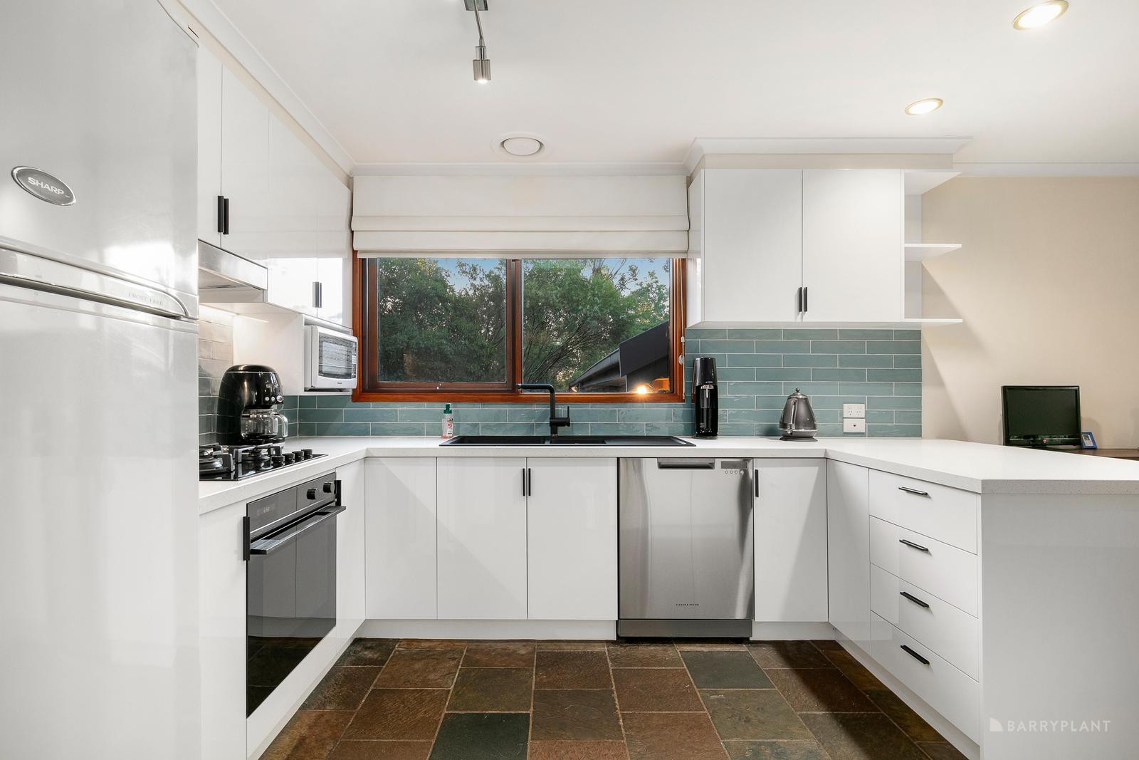 26 Andrews Street, Eltham, VIC 3095, Eltham - Thumbnail 4