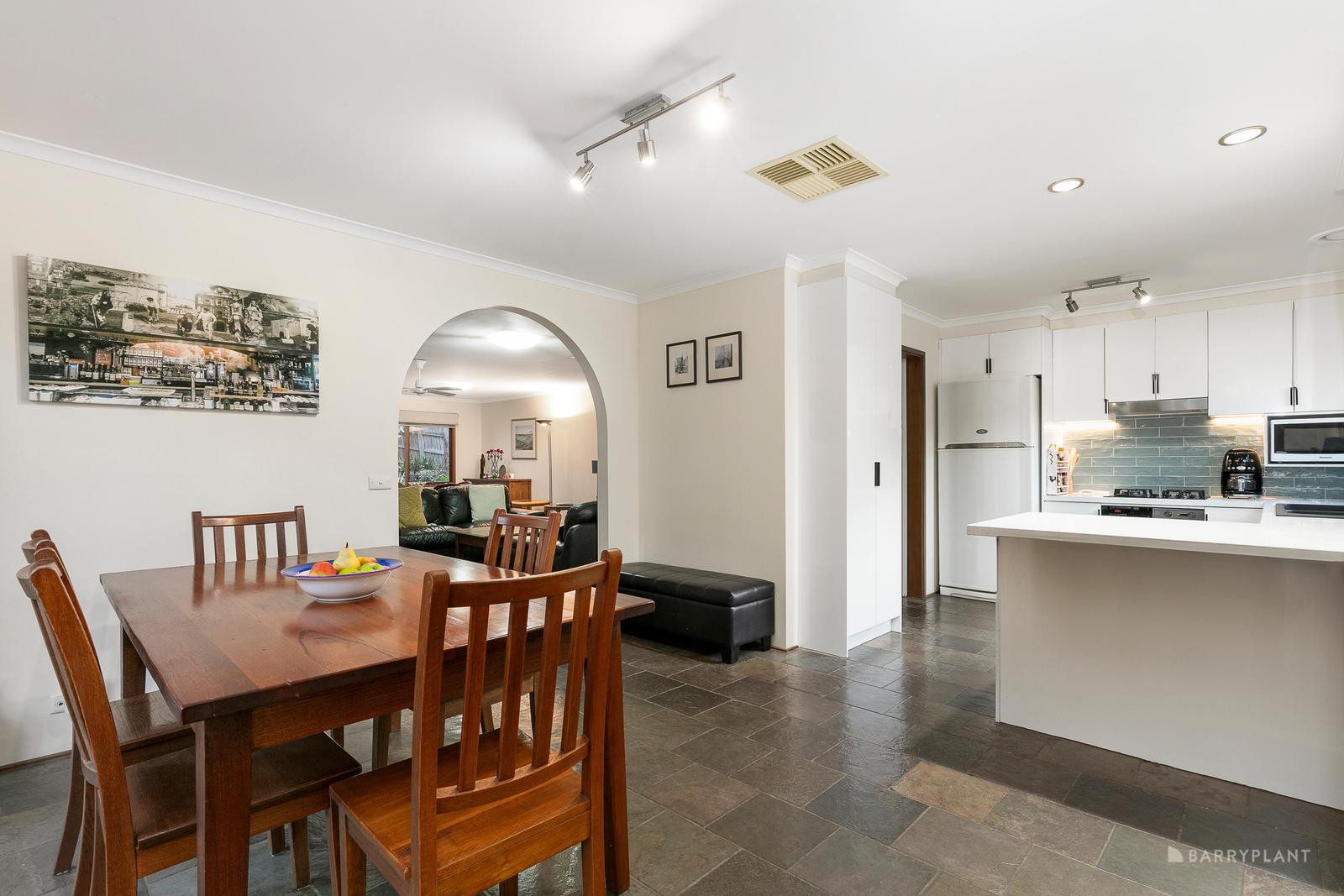 26 Andrews Street, Eltham, VIC 3095, Eltham - Thumbnail 5