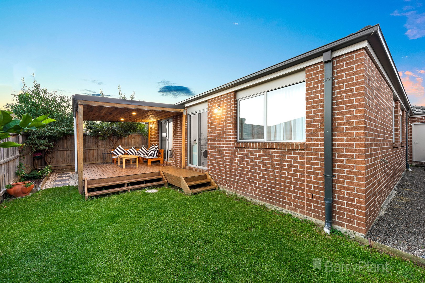 26 Belmont Crescent, Pakenham, VIC 3810, Pakenham - Thumbnail 8