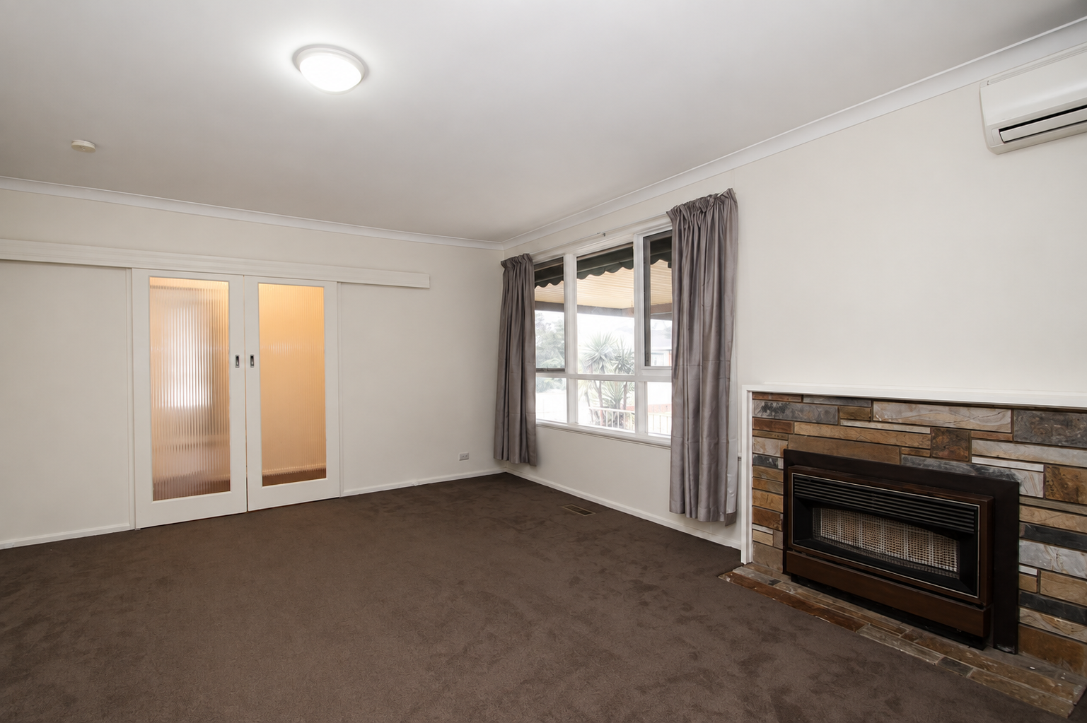 26 Brighton Street, Glen Waverley, VIC 3150 - Thumbnail 2 - 03/09/2026