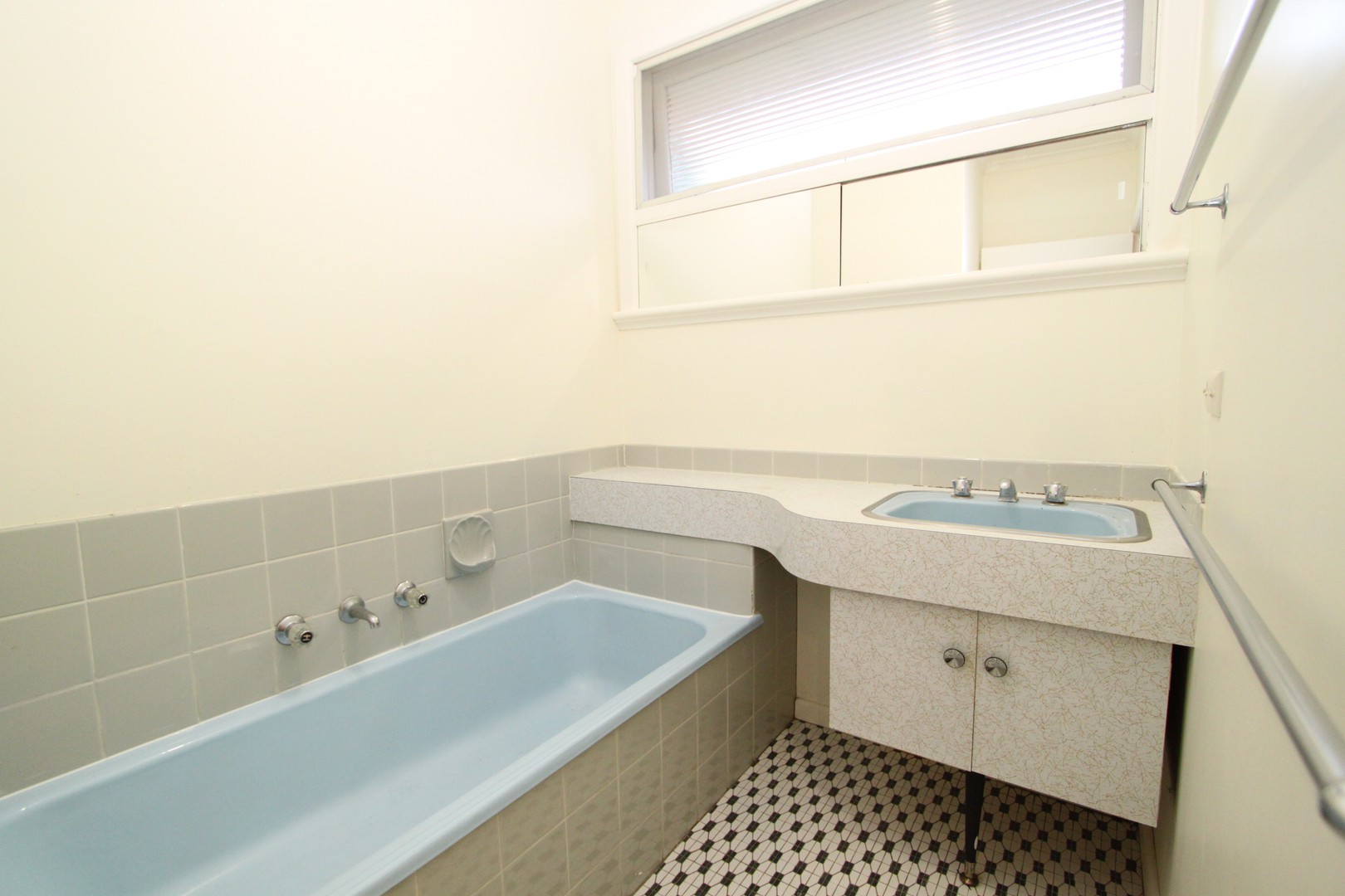 26 Brighton Street, Glen Waverley, VIC 3150, Glen Waverley - Thumbnail 5