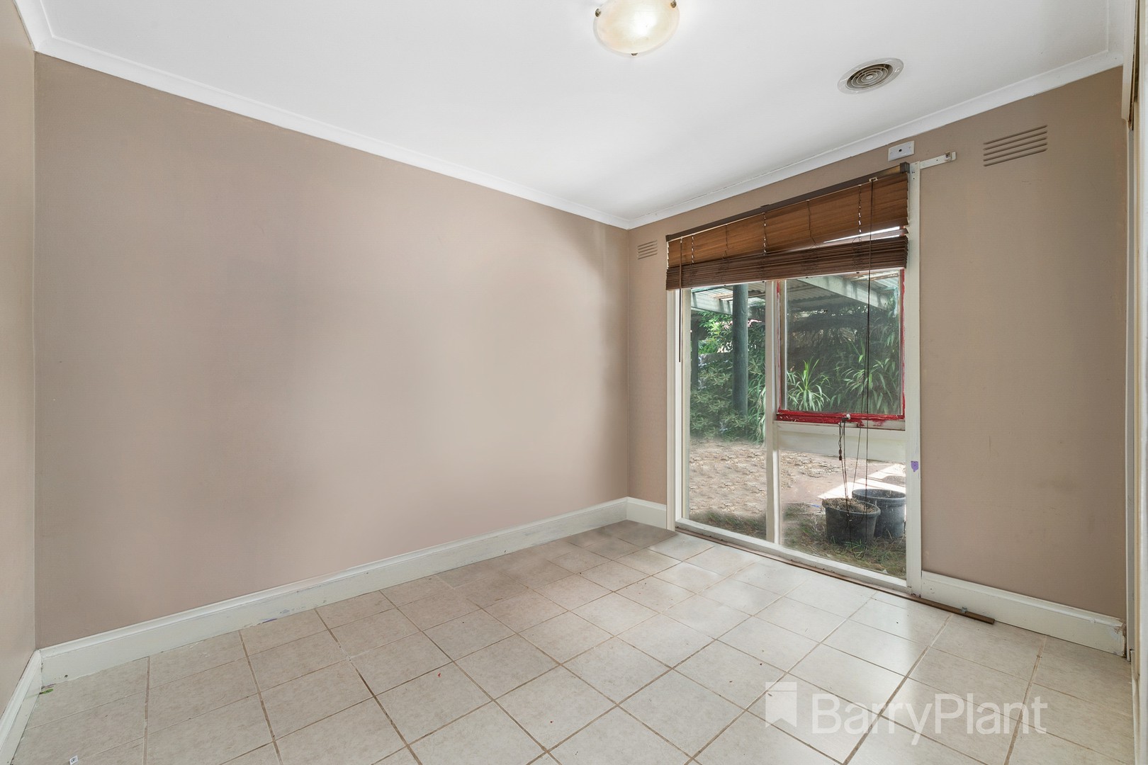 26 Carina Drive, Melton, VIC 3337, Melton - Thumbnail 8