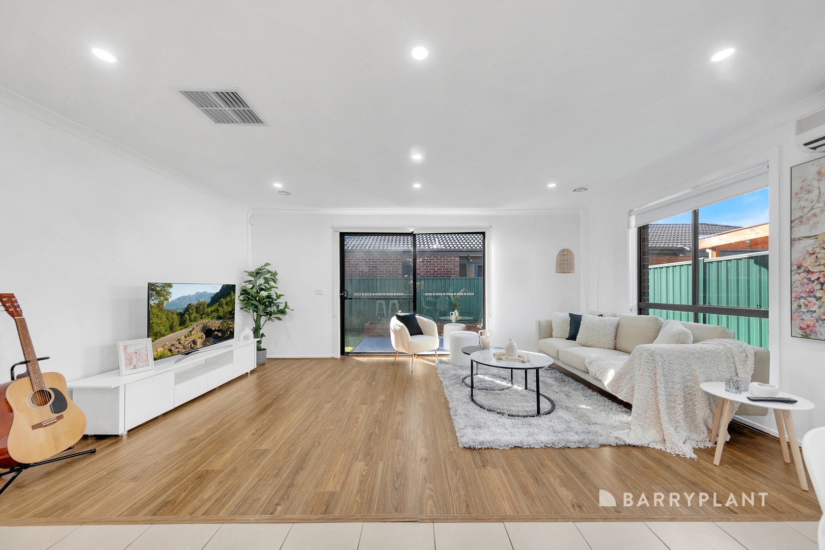26 Coleridge Way, South Morang, VIC 3752, South Morang - Thumbnail 6