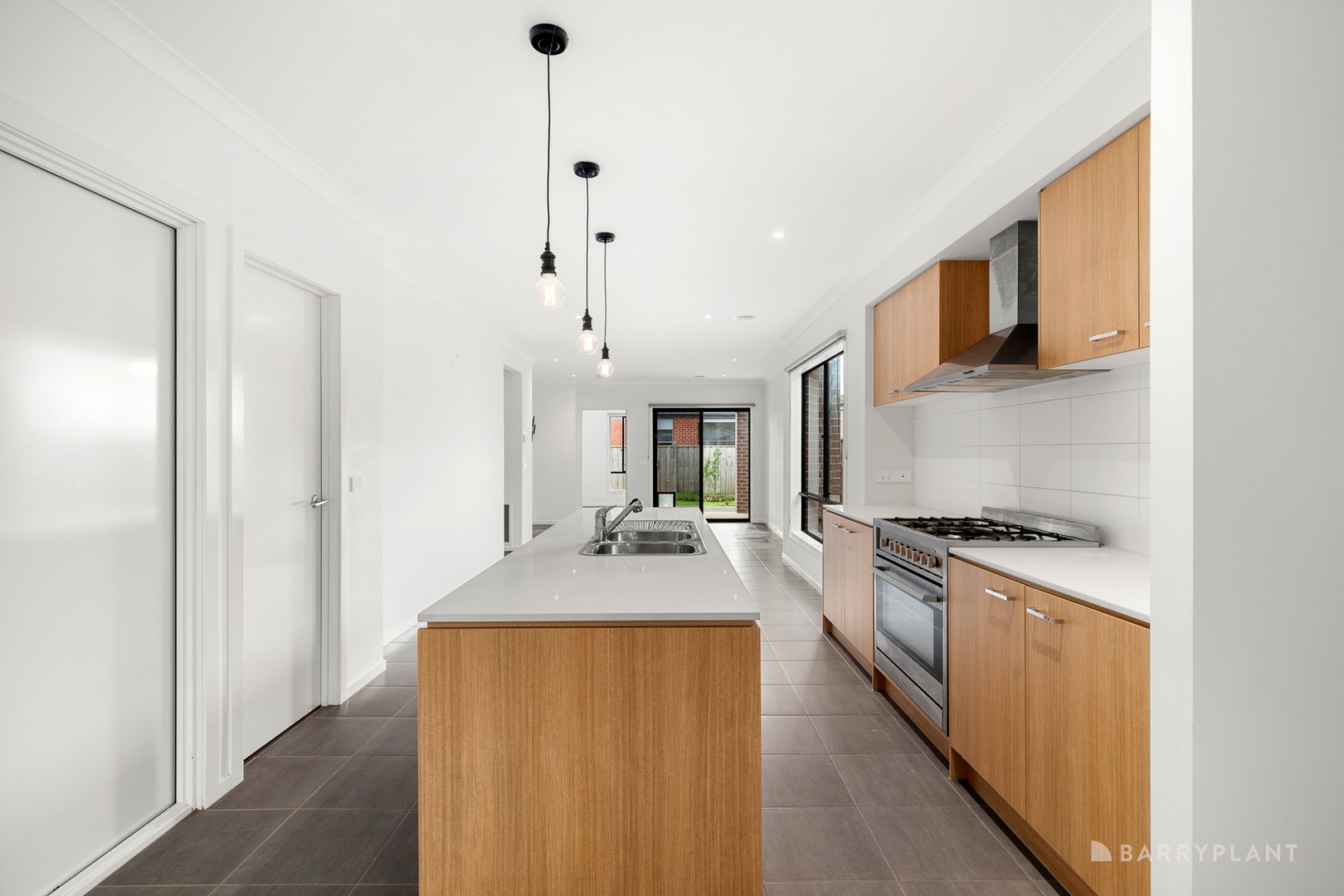 26 Design Drive, Point Cook, VIC 3030, Point Cook - Thumbnail 5