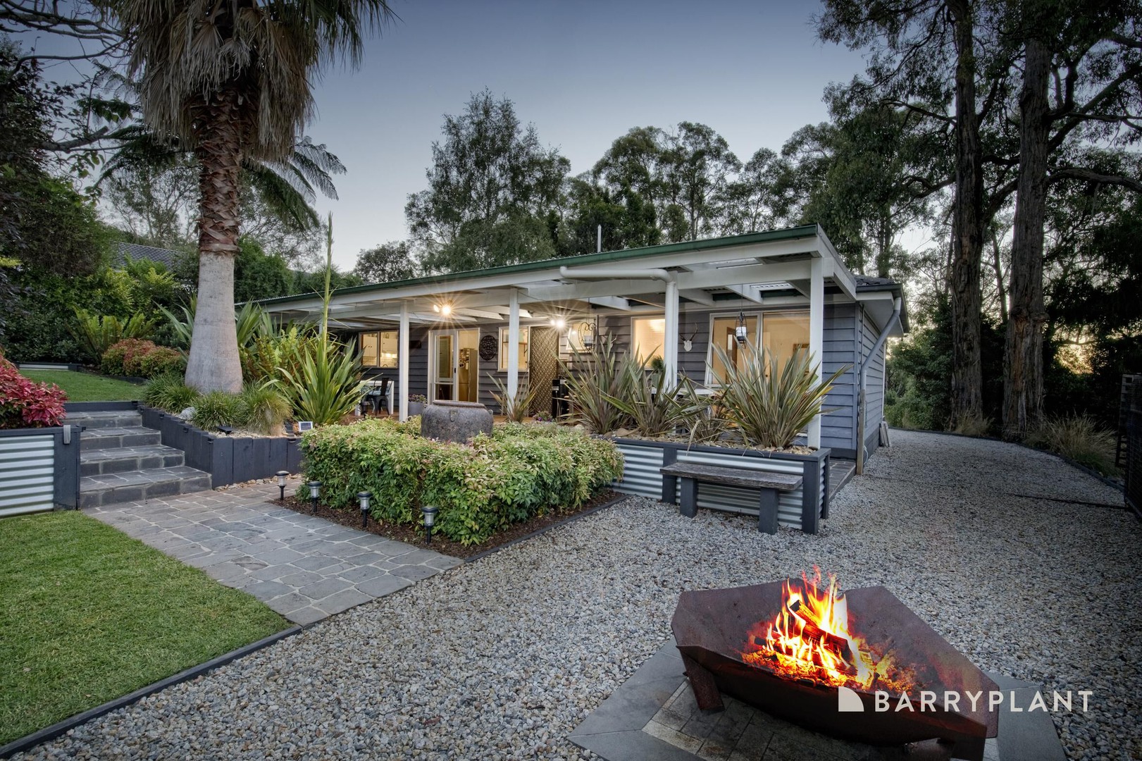 26 Devon Avenue, Cockatoo, VIC 3781 - Thumbnail 2 - 25/02/2025