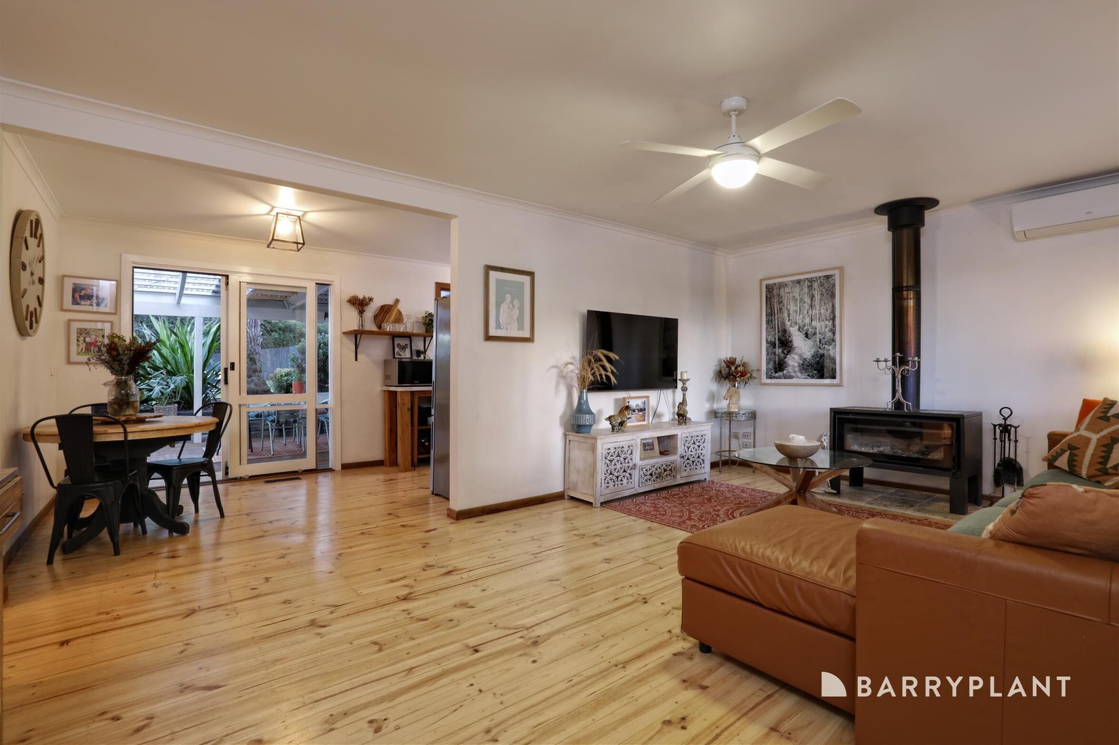 26 Devon Avenue, Cockatoo, VIC 3781, Cockatoo - Thumbnail 4