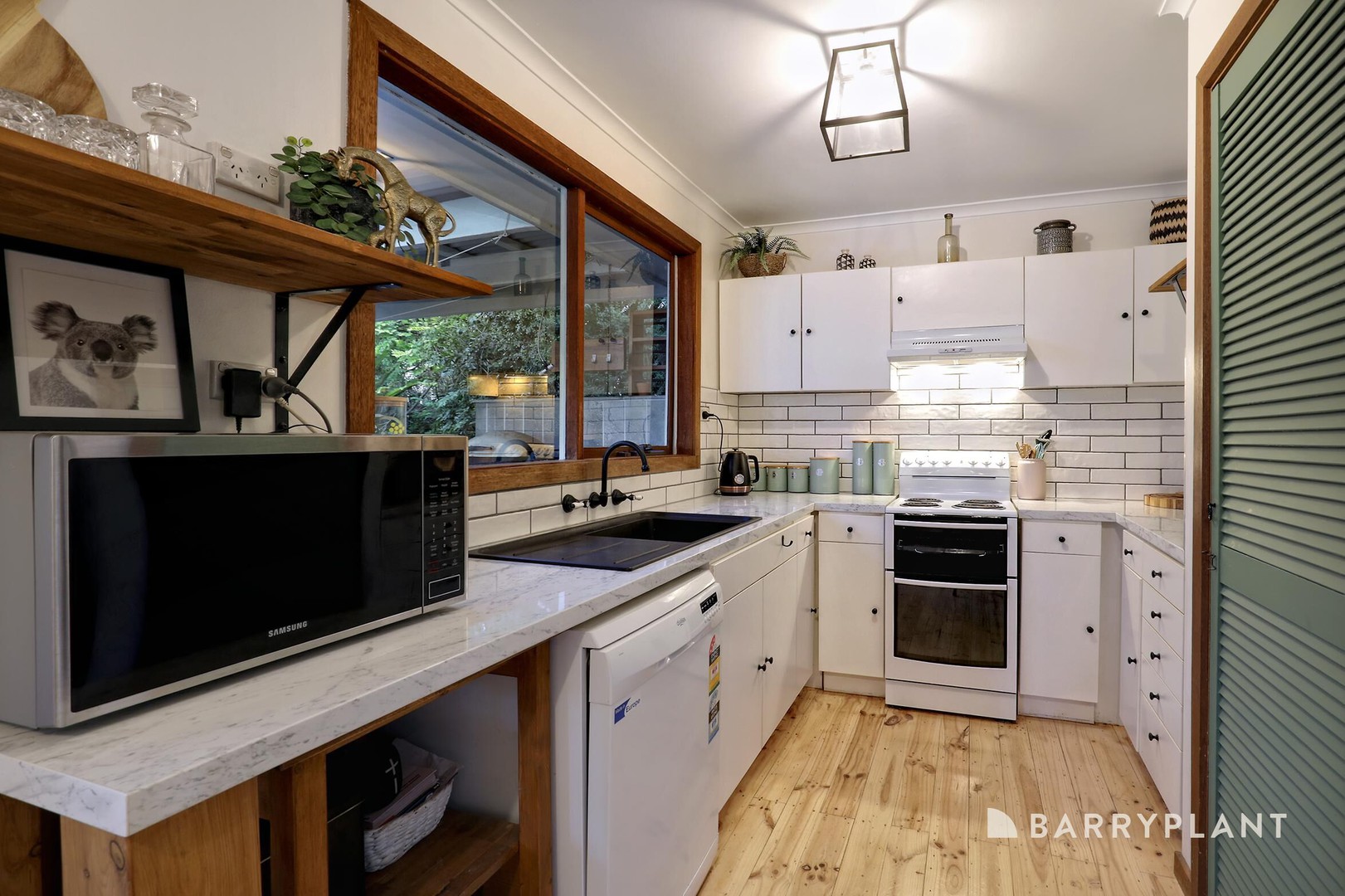 26 Devon Avenue, Cockatoo, VIC 3781, Cockatoo - Thumbnail 6
