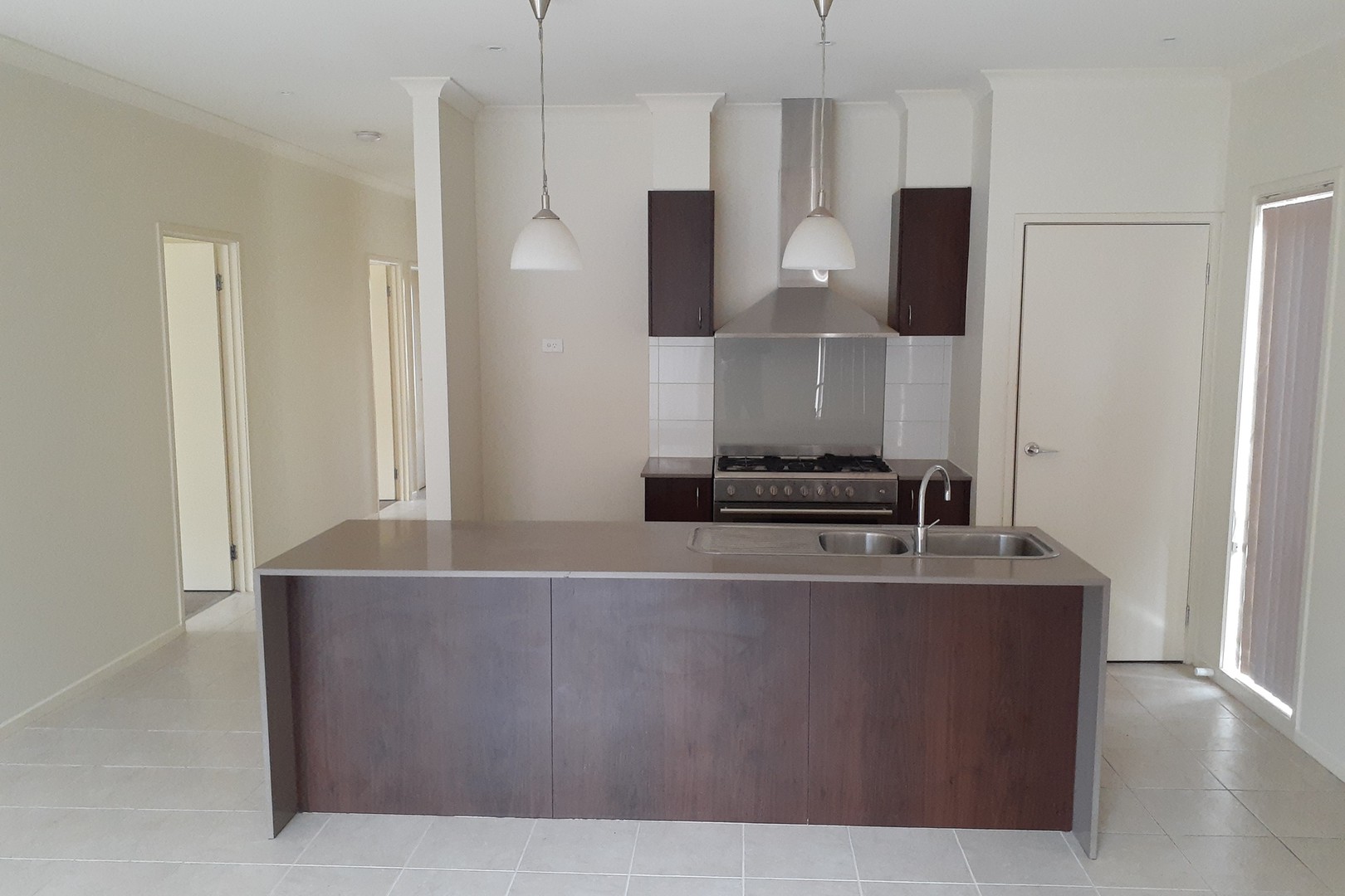 26 Ebony Circuit, Craigieburn, VIC 3064 - Thumbnail 2 - 11/10/2021