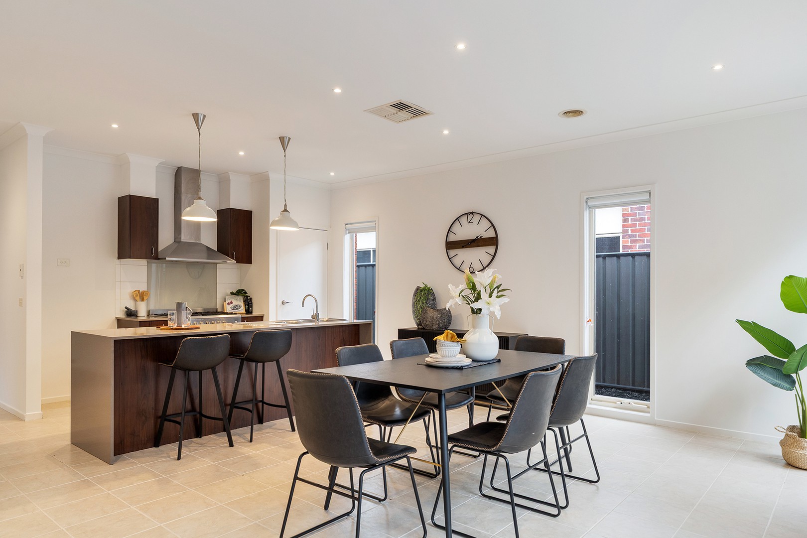 26 Ebony Circuit, Craigieburn, VIC 3064, Craigieburn - Thumbnail 5