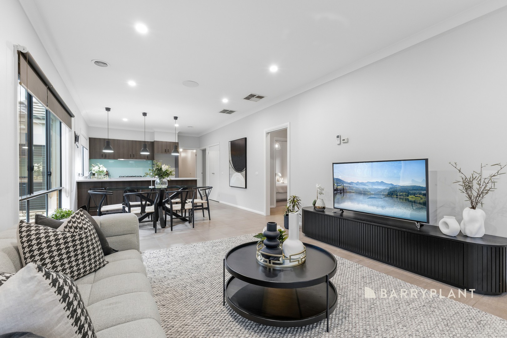26 Edmund Street, Pakenham, VIC 3810, Pakenham - Thumbnail 5