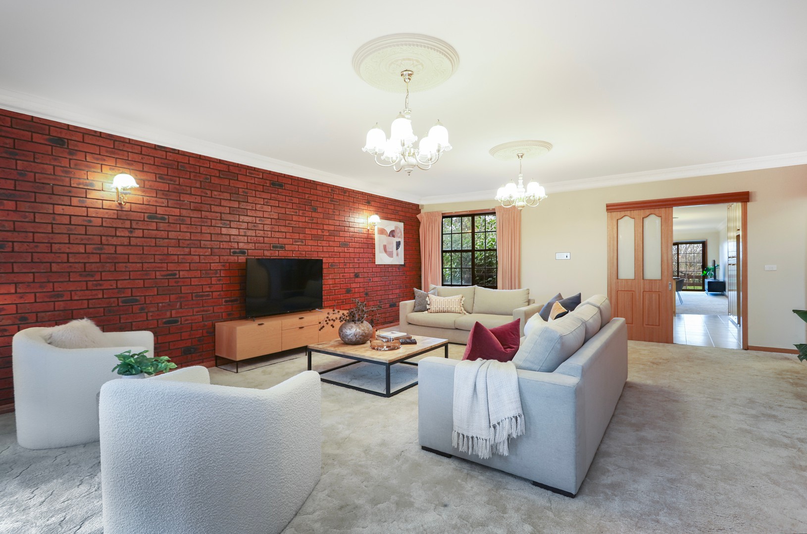 26 Erskine Court, Greenvale, VIC 3059 - Thumbnail 2 - 20/06/2023