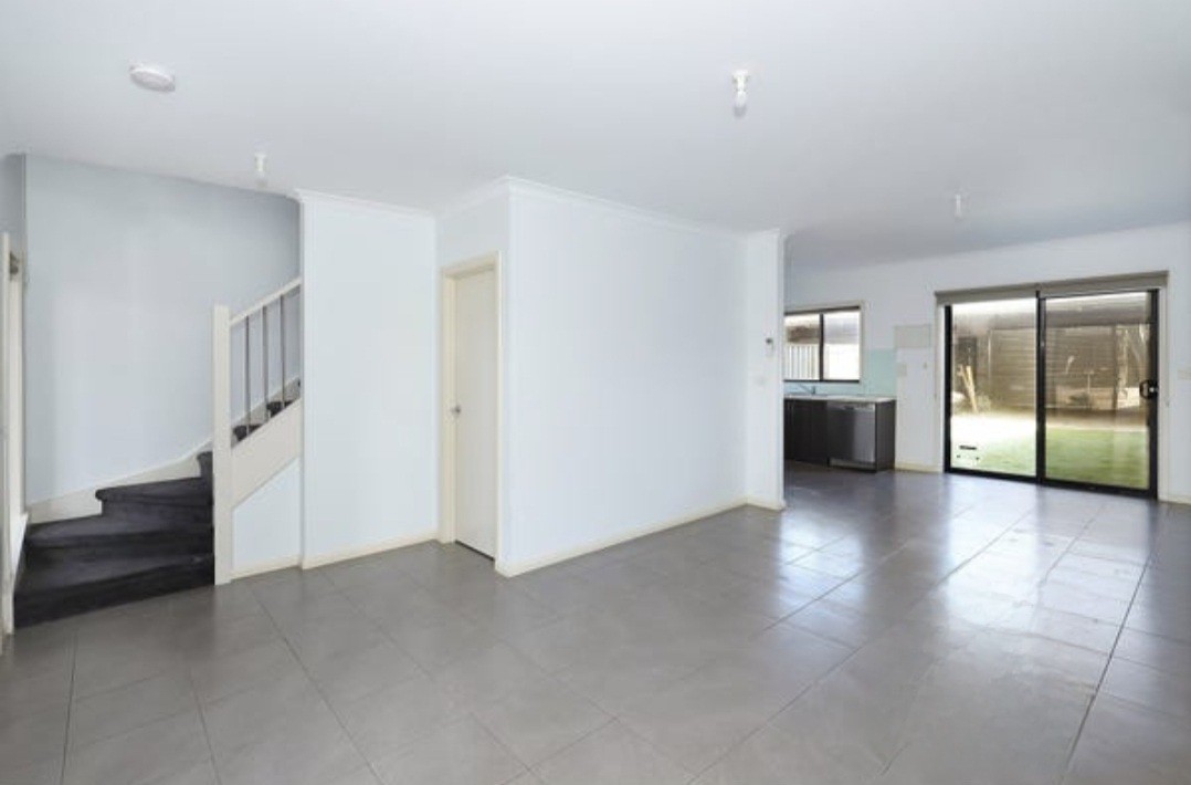 26 Folger Road, Craigieburn, VIC 3064, Craigieburn - Thumbnail 2