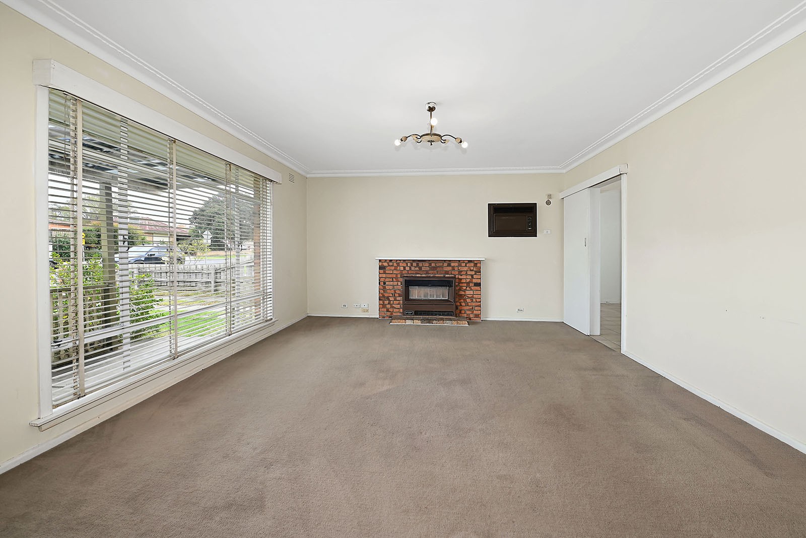 26 Glencara Street, Avondale Heights, VIC 3034, Avondale Heights - Thumbnail 2