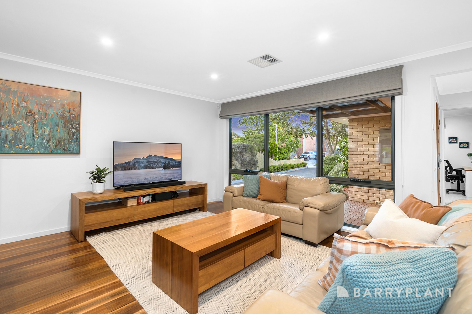 26 Glendale Drive, Chirnside Park, VIC 3116, Chirnside Park - Thumbnail 2