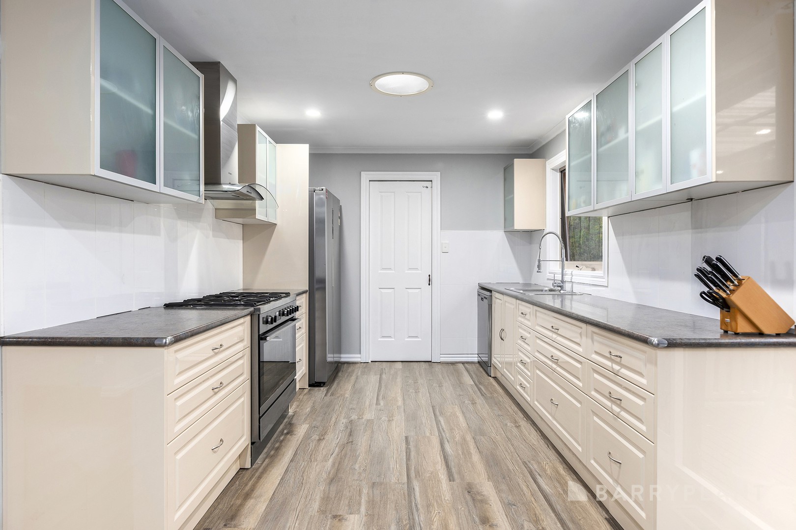 26 Gratten Road, Montrose, VIC 3765, Montrose - Thumbnail 3