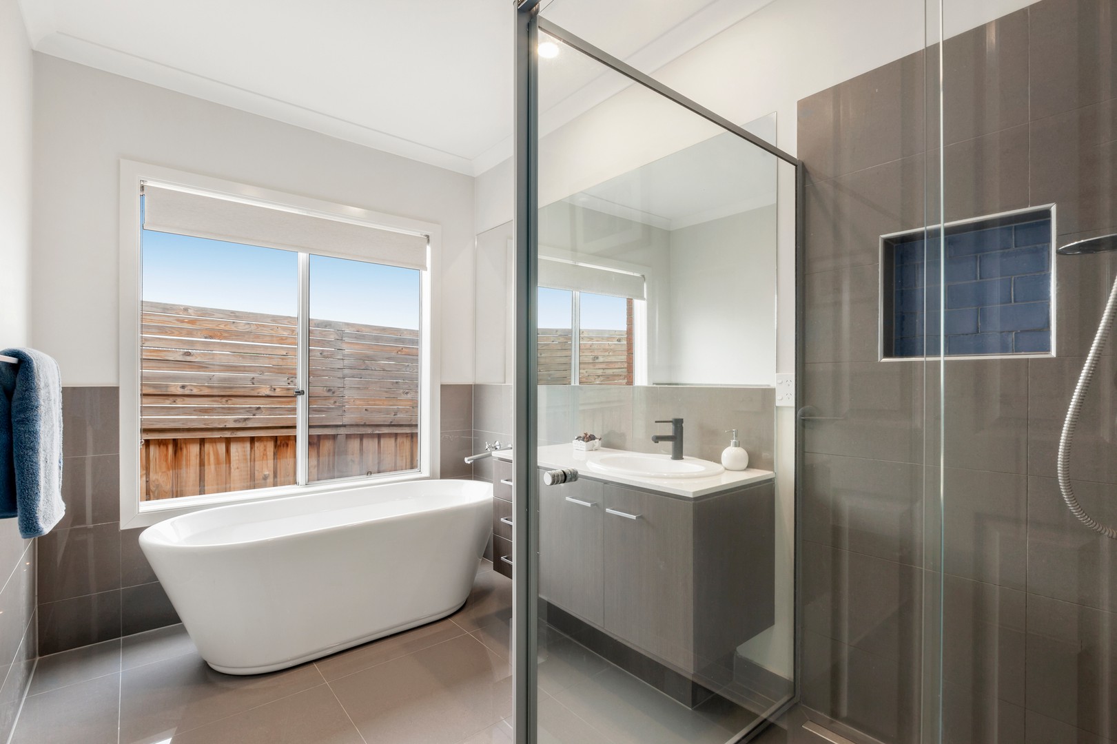 26 Greenside Way, Mernda, VIC 3754, Mernda - Thumbnail 2