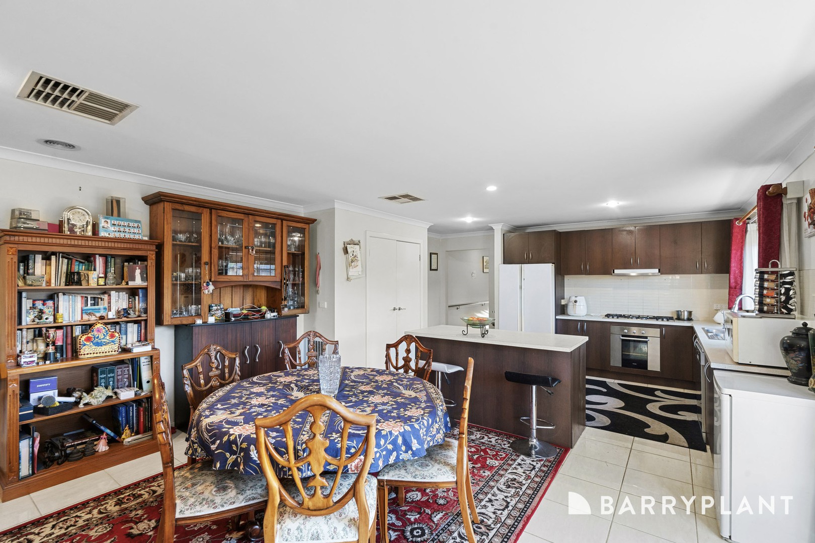 26 Grenache Street, Point Cook, VIC 3030, Point Cook - Thumbnail 3
