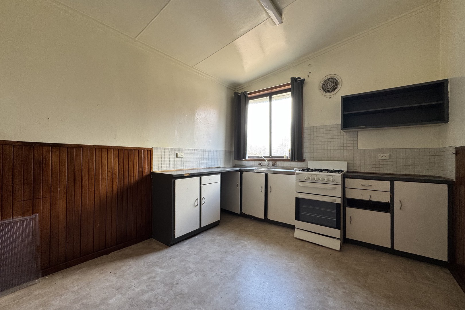 26 Haigh Street, Moe, VIC 3825 - Thumbnail 1 - 13/05/2025