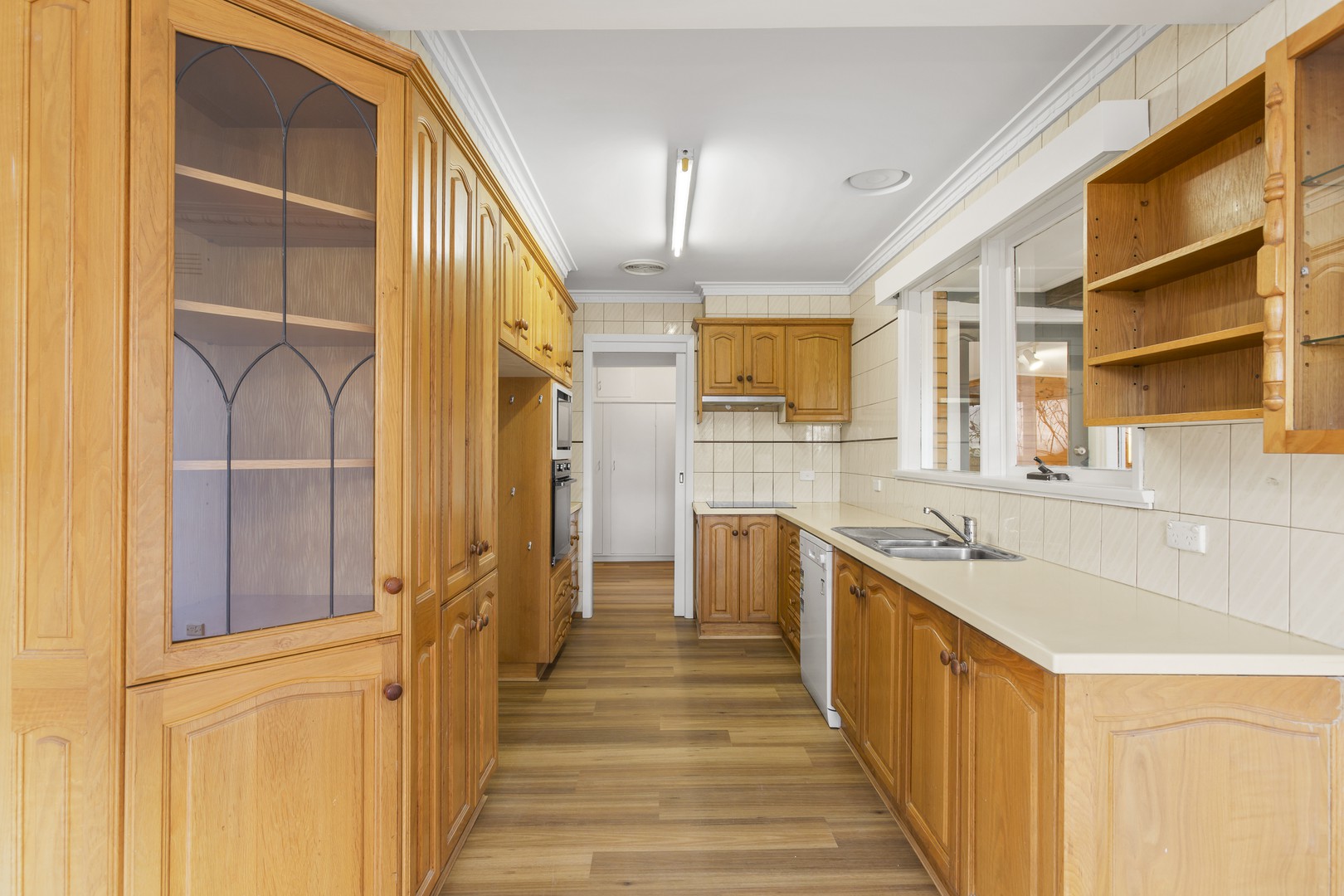 26 Hamlyn Avenue, Hamlyn Heights, VIC 3215 - Thumbnail 2 - 28/10/2024