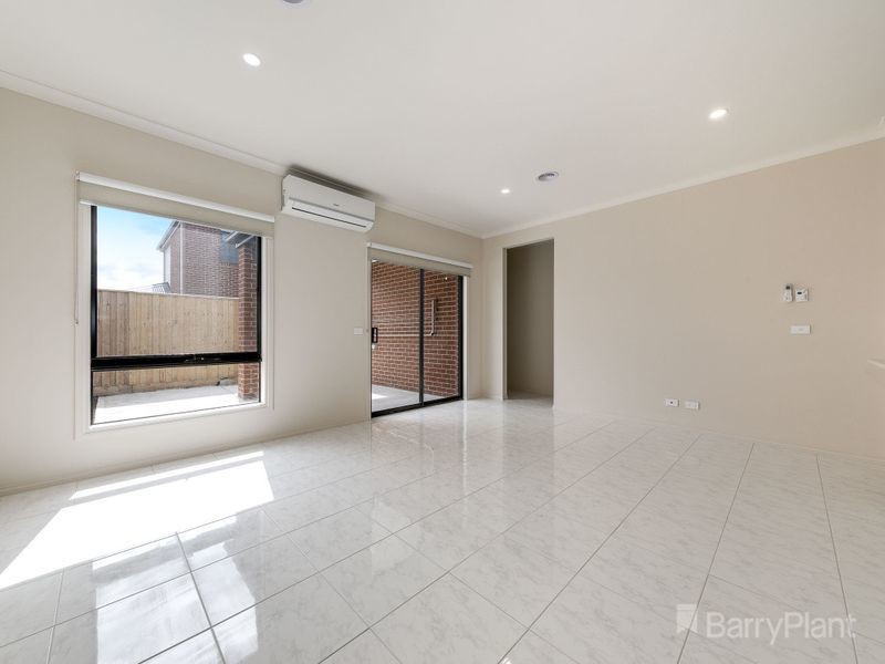 26 Hartney Avenue, Pakenham, VIC 3810, Pakenham - Thumbnail 5