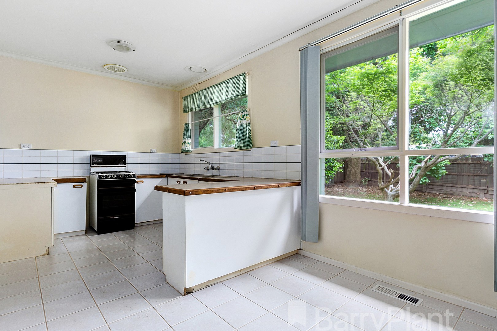 26 Hill Street, Ringwood, VIC 3134, Ringwood - Thumbnail 2