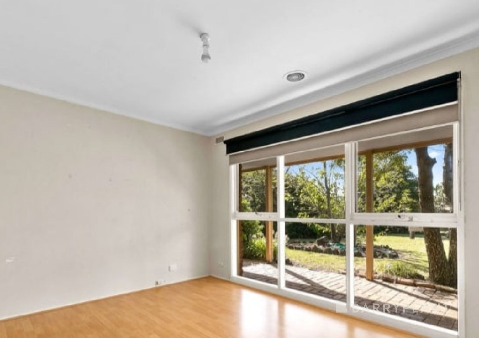 26 Huon Park Road, Cranbourne North, VIC 3977, Cranbourne North - Thumbnail 4