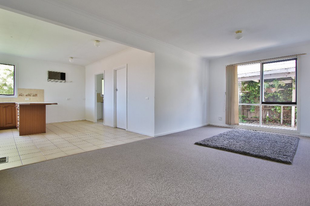 26 Ireland Avenue, Doncaster East, VIC 3109 - Thumbnail 2 - 22/04/2022