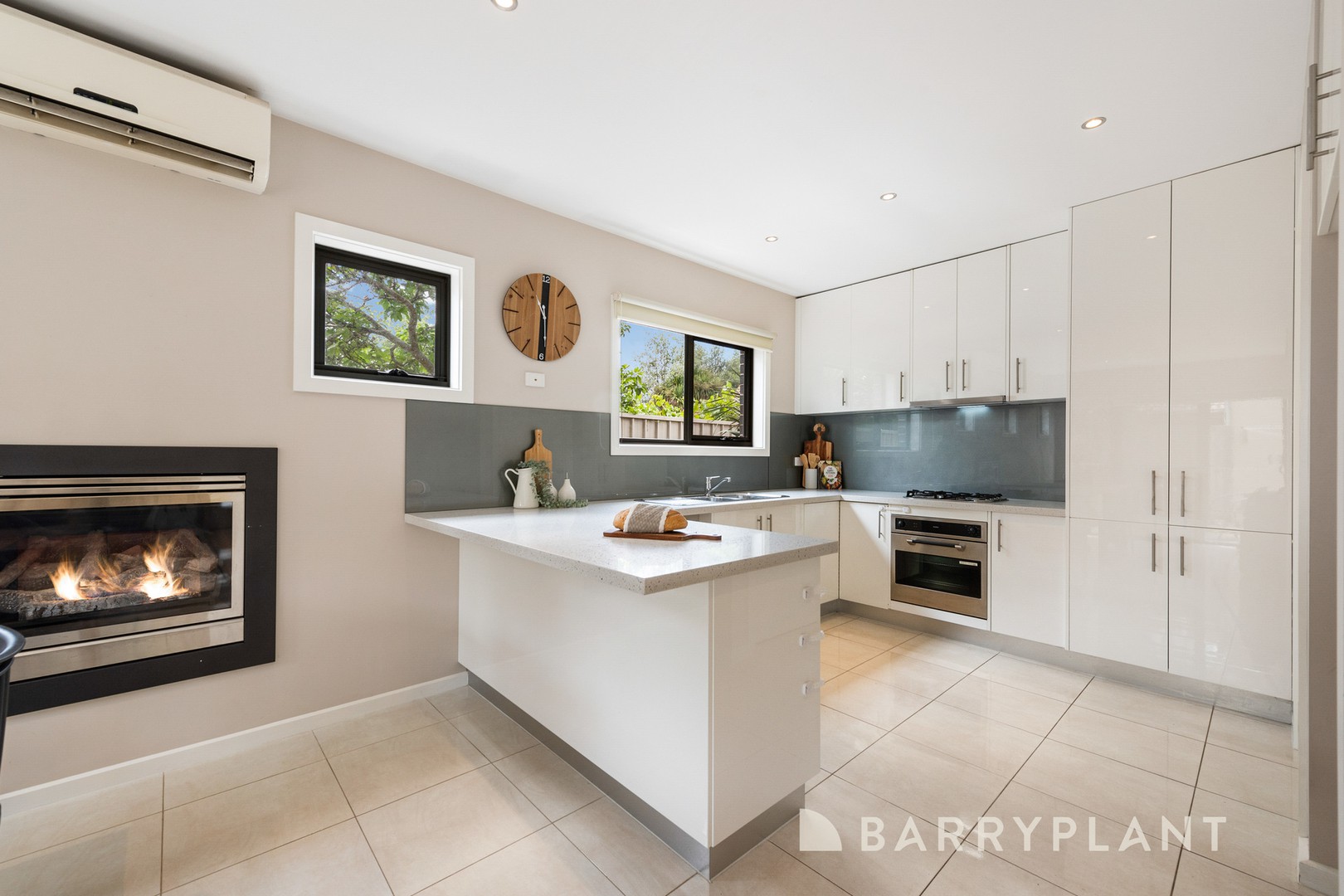 26 Joan Street, Melton, VIC 3337, Melton - Thumbnail 7