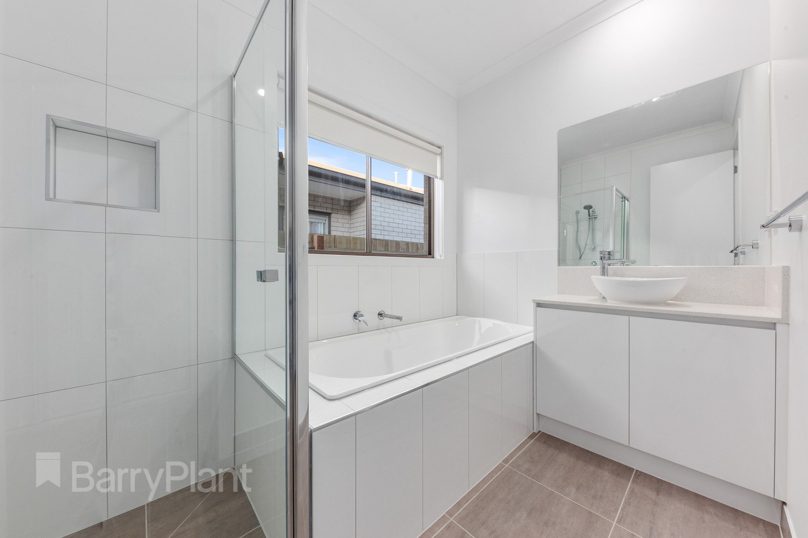 26 Lagoon Drive, Aintree, VIC 3336, Aintree - Thumbnail 4