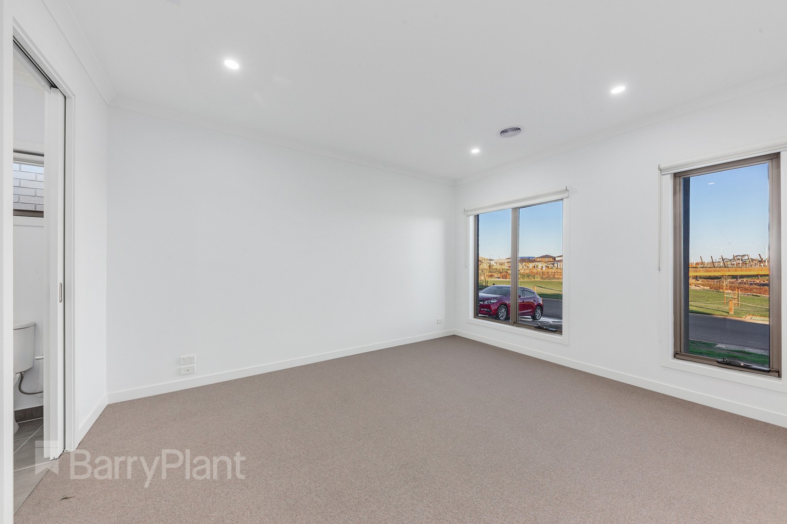 26 Lagoon Drive, Aintree, VIC 3336, Aintree - Thumbnail 6
