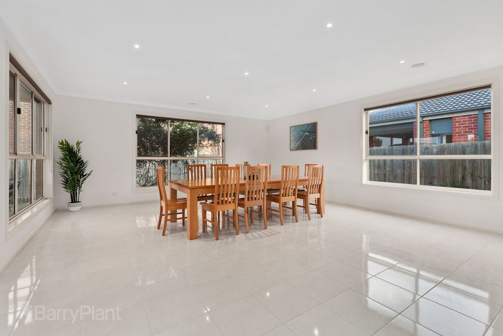 26 Landing Place, Point Cook, VIC 3030, Point Cook - Thumbnail 5