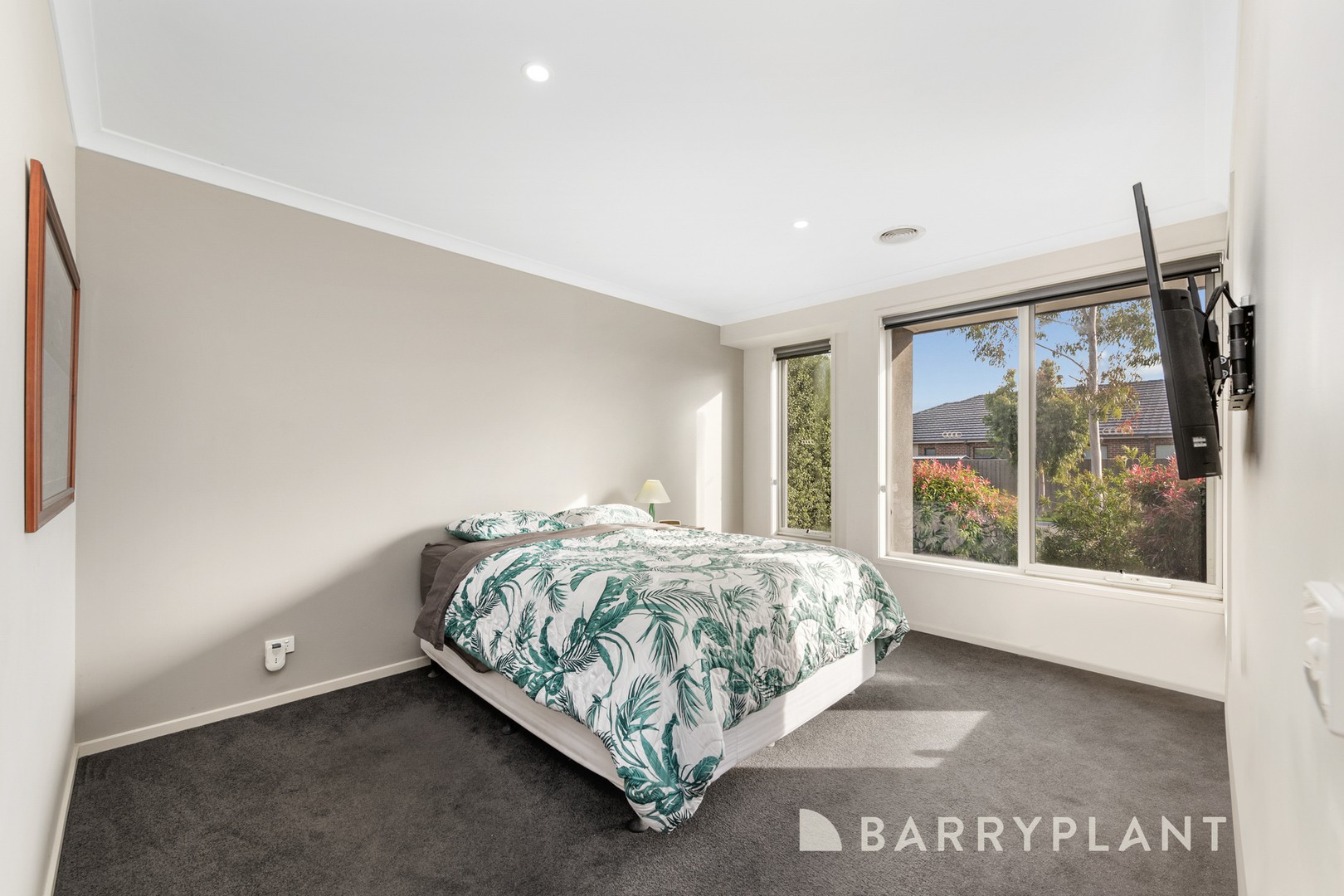 26 Larapinta Entrance, Werribee, VIC 3030, Werribee - Thumbnail 3