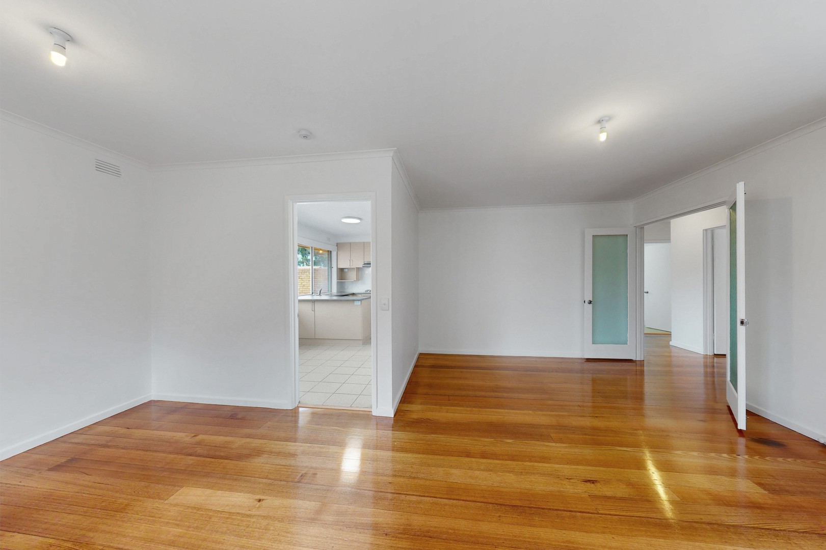 26 Laughlin Avenue, Nunawading, VIC 3131, Nunawading - Thumbnail 2