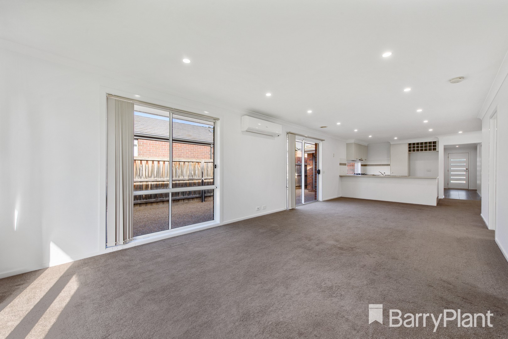 26 Laurence Way, Tarneit, VIC 3029, Tarneit - Thumbnail 2