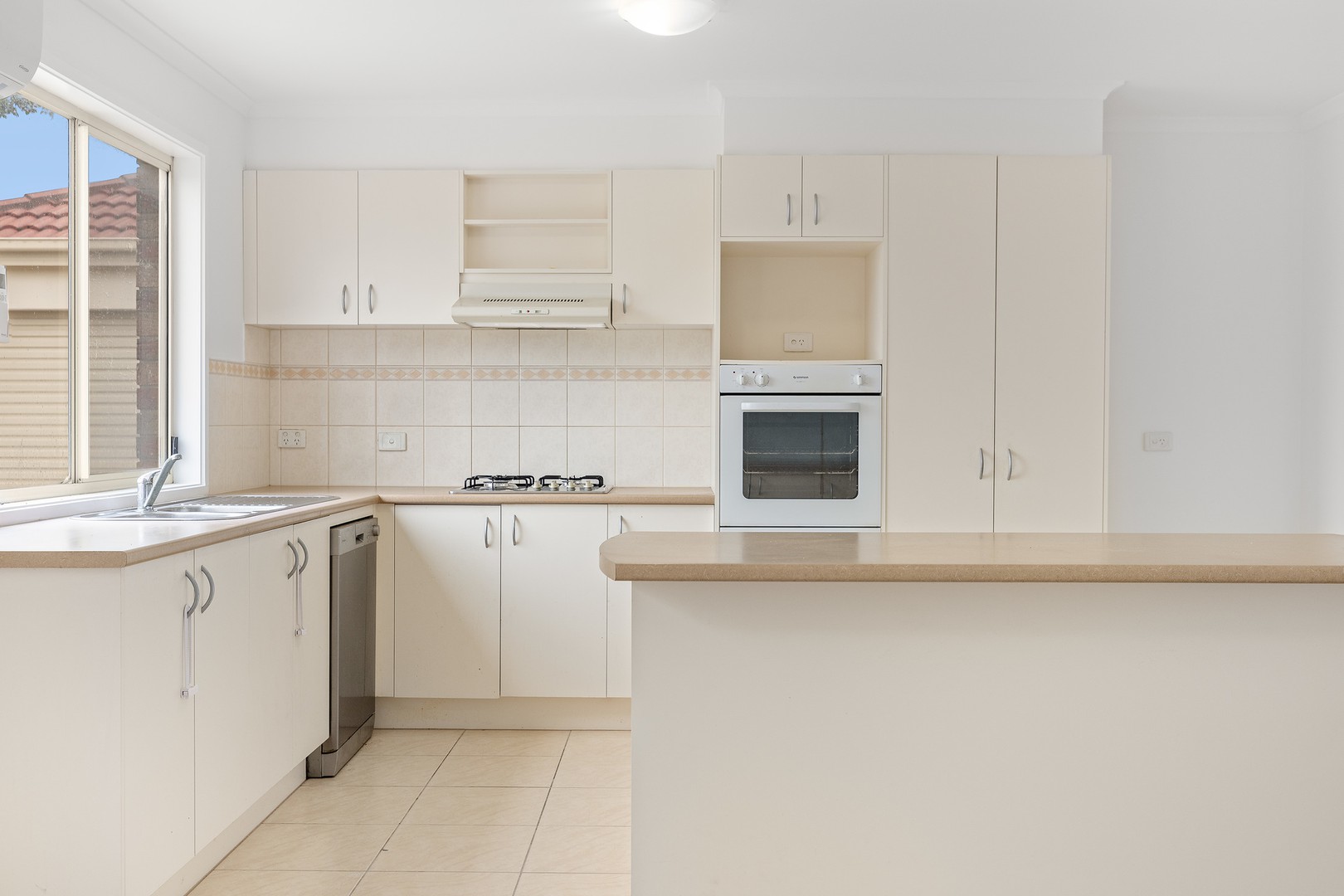 26 Lennon Boulevard, Point Cook, VIC 3030 - Thumbnail 2 - 12/12/2025