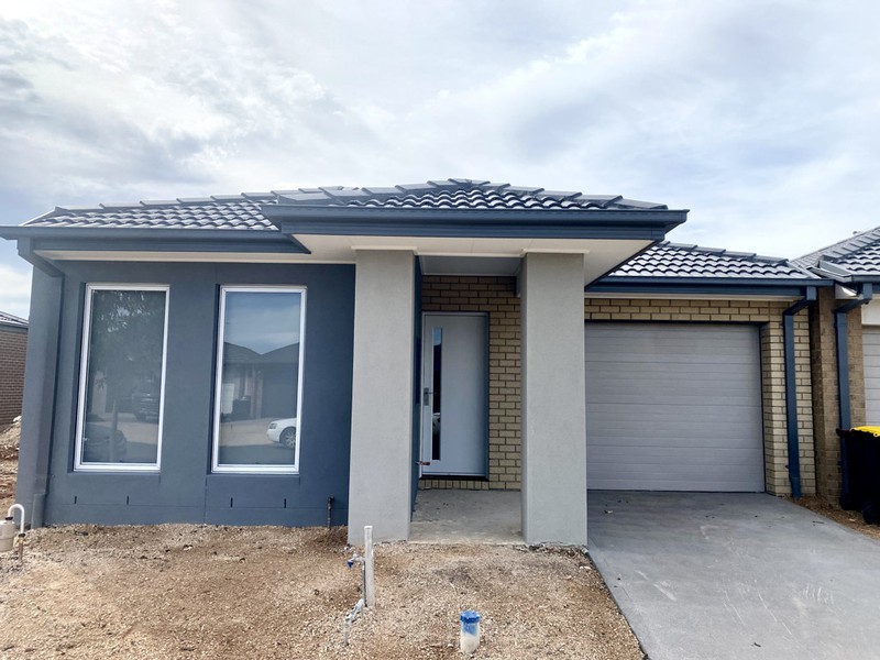 26 Louvre Road, Bonnie Brook, VIC 3335 - Image - 24/11/2025