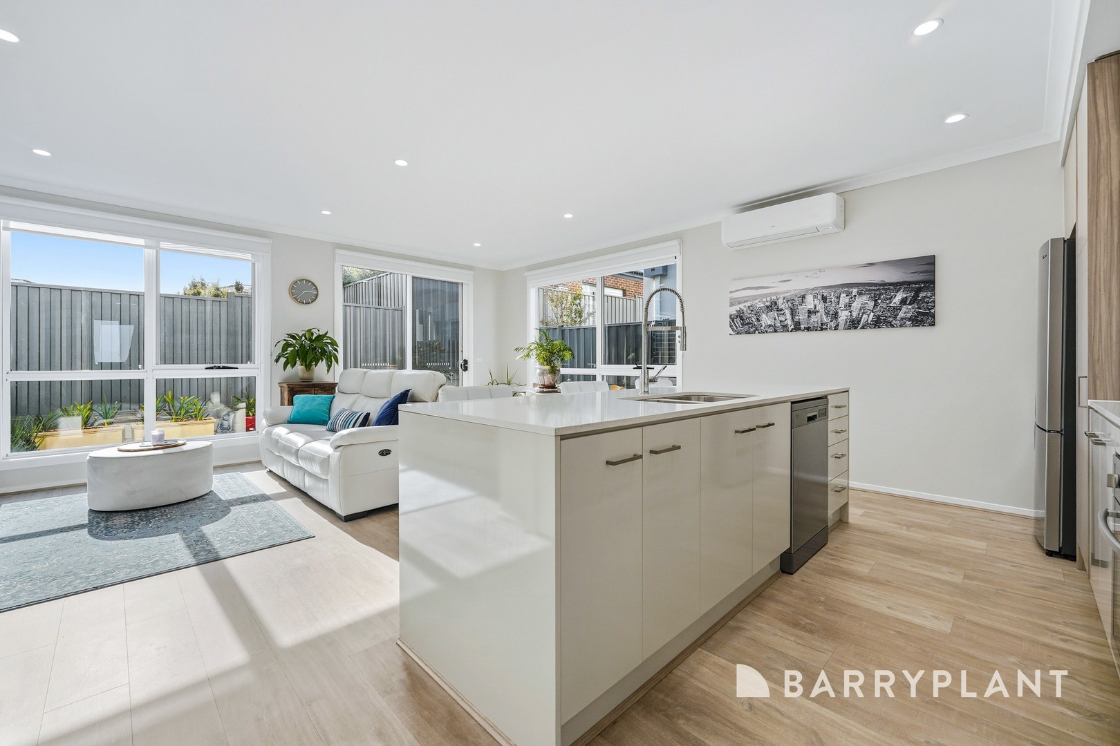 26 Masquerade Road, Berwick, VIC 3806, Berwick - Thumbnail 5