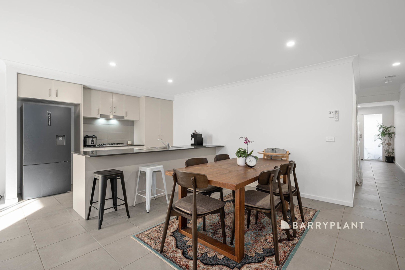 26 Mattamber Street, Clyde North, VIC 3978, Clyde North - Thumbnail 5