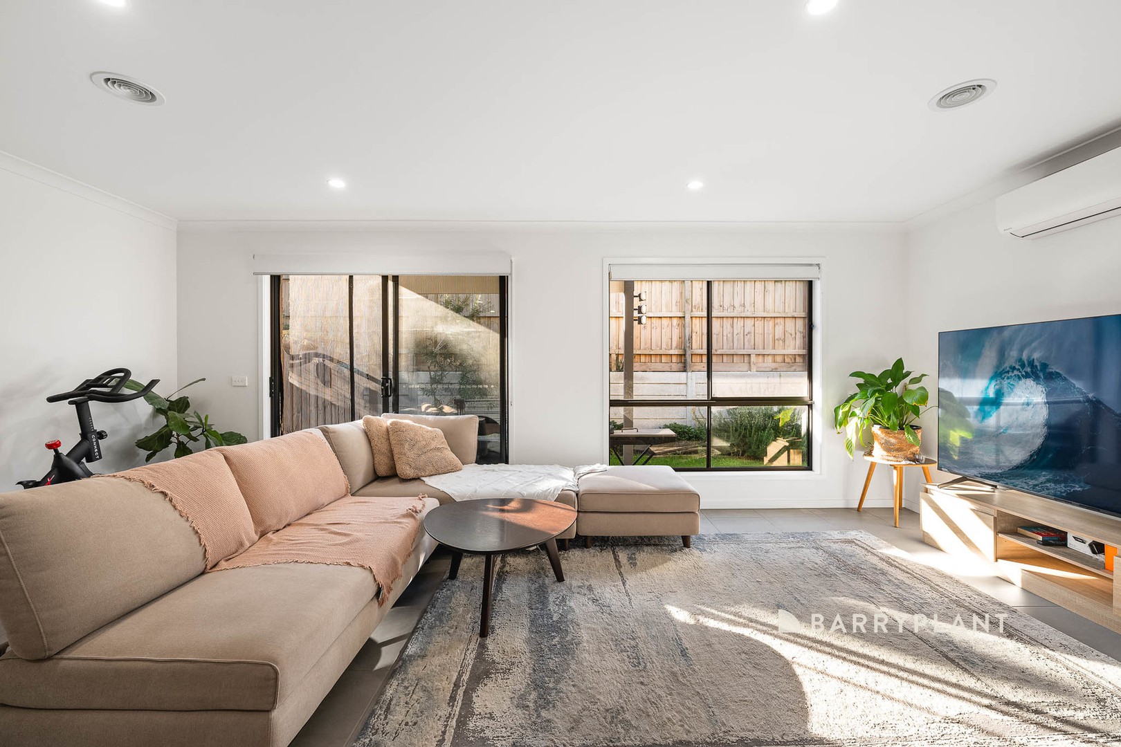 26 Mattamber Street, Clyde North, VIC 3978, Clyde North - Thumbnail 7