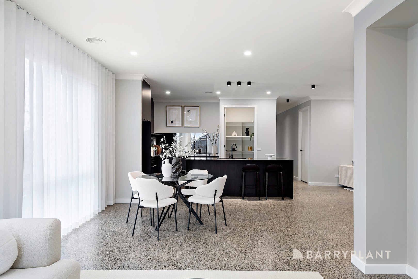 26 McKenzie Drive, Clyde North, VIC 3978, Clyde North - Thumbnail 2
