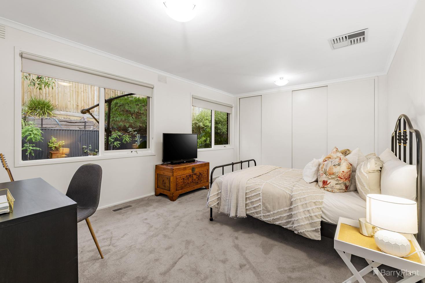 26 Milborne Crescent, Eltham, VIC 3095, Eltham - Thumbnail 8
