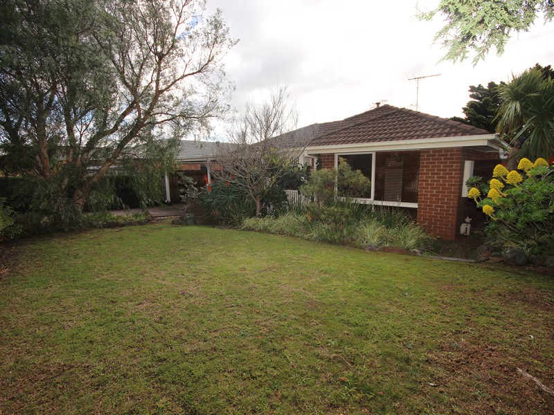 26 Moruya Drive, Grovedale, VIC 3216 - Image - 16/12/2025