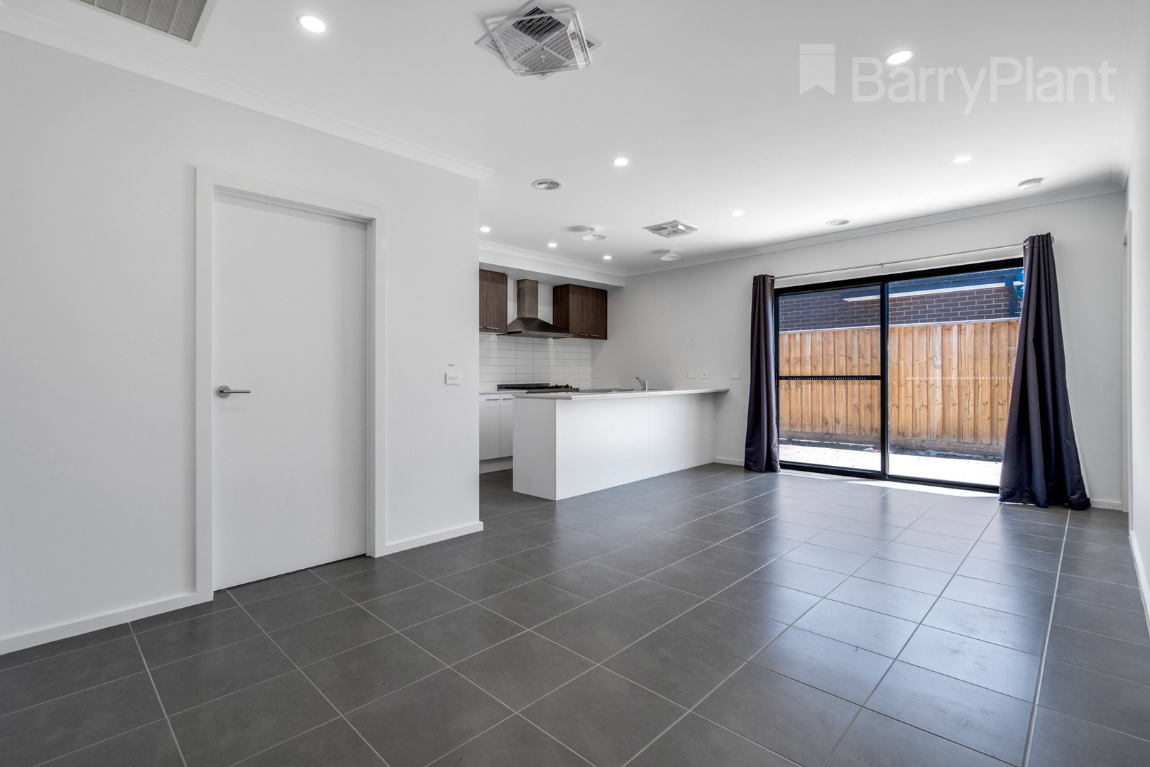 26 Naroon Drive, Kalkallo, VIC 3064, Kalkallo - Thumbnail 2