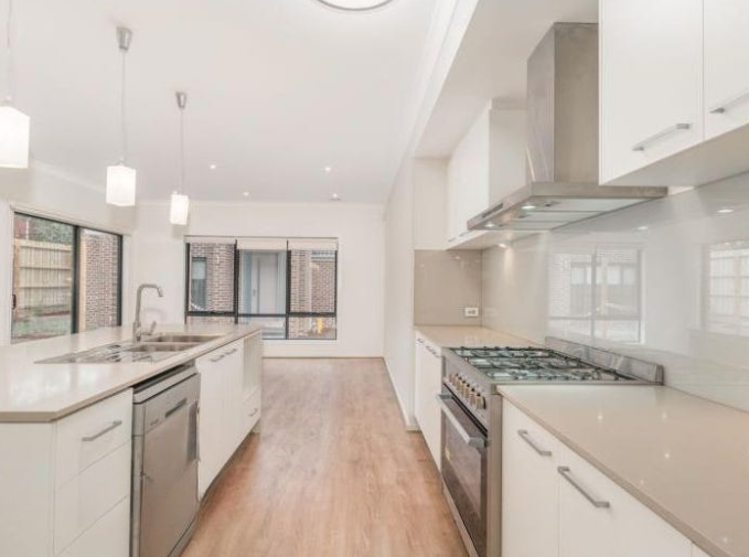 26 Nola Street, Doncaster, VIC 3108, Doncaster - Thumbnail 3